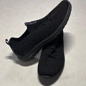 Skechers Black Knit Women's Sneakers